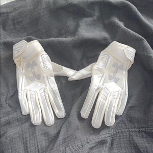 Under Armour White and Gray Sports Gloves